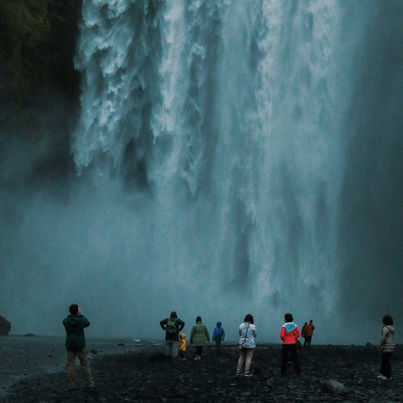 ver cascacadas de islandia en grupo